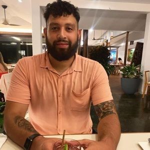 Meet your Posher, Fidel